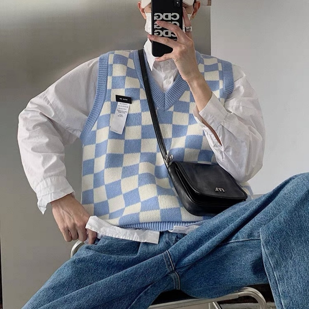 V-collar Preppy Style Chessboard Plaid Sweater Vest Knitted Sweater Men